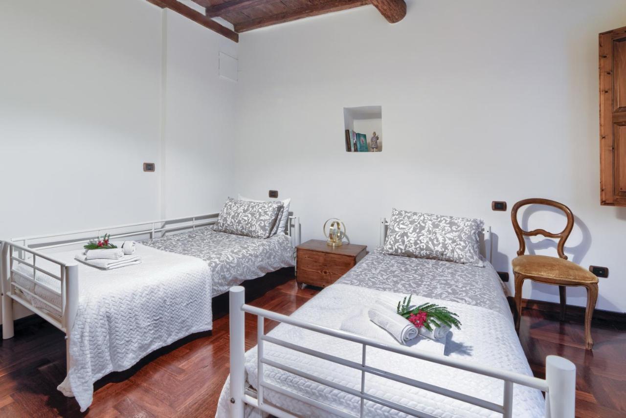 Apartment Lacosta Near Ponte Vecchio ฟลอเรนซ์ ภายนอก รูปภาพ